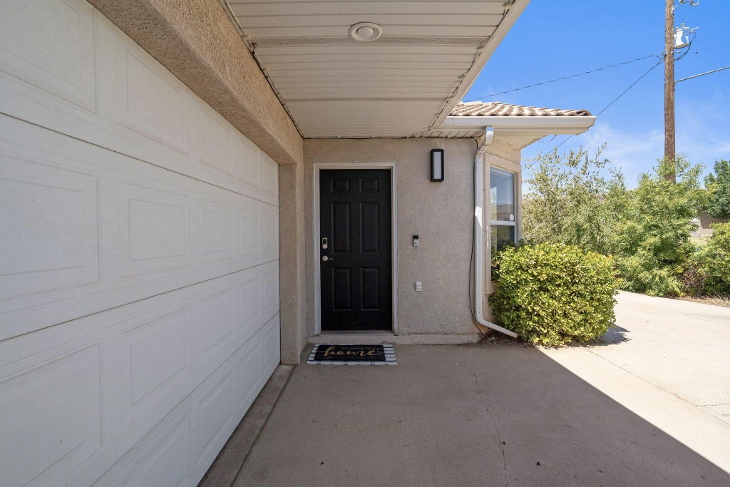 Photo of 2056 E Middleton DR #32, Saint George, UT 84770 (MLS # 117571)