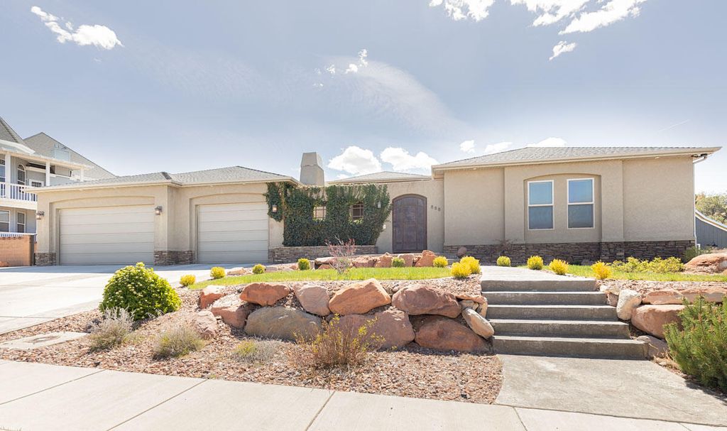 Photo of 888 E Fiddlers Canyon RD, Cedar City, UT 84721 (MLS # 115673)