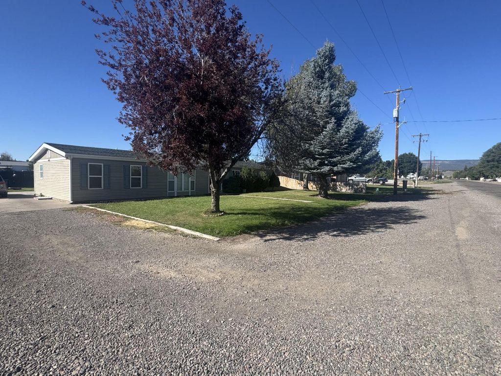 Photo of 180 E 300 N, Panguitch, UT 84759 (MLS # 113093)