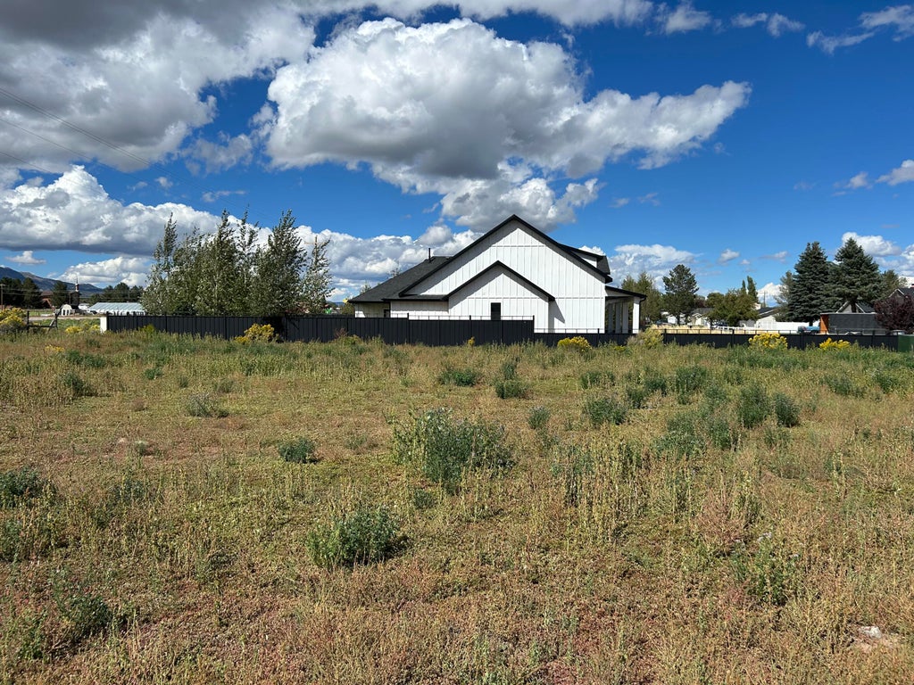 Photo of 680 S Pine ST, Panguitch, UT 84759 (MLS # 118128)
