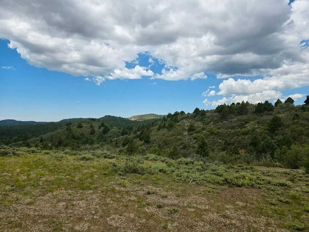 Photo of W Silverado Ridge, Duck Creek Village, UT 84762 (MLS # 116796)