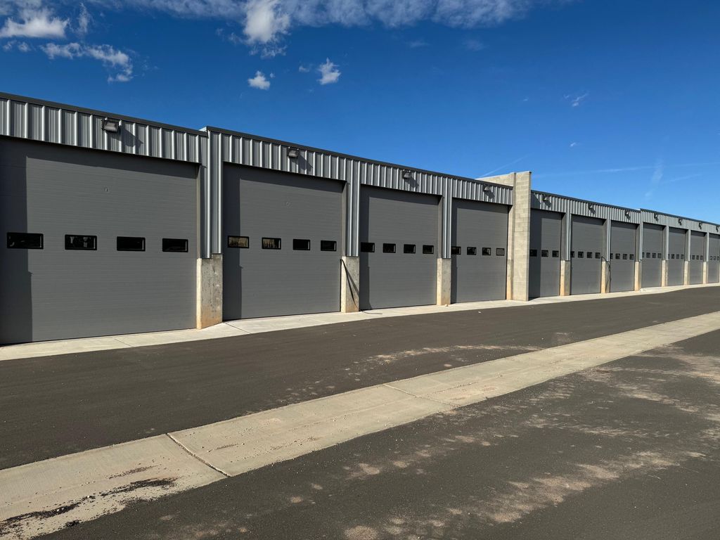 Photo of 881 W Aviation Way #Unit 306, Cedar City, UT 84721 (MLS # 114645)