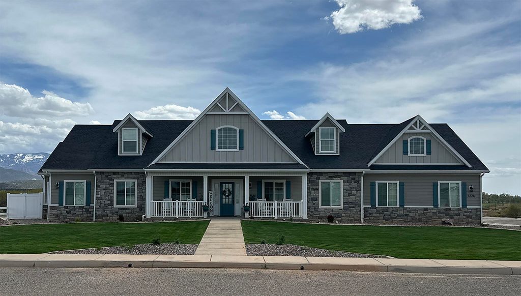 Photo of 1226 N 3575 W, Cedar City, UT 84721 (MLS # 115622)