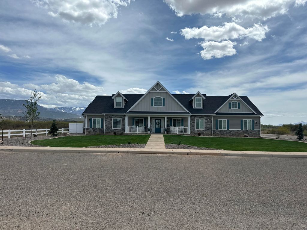 Photo of 1226 N 3575 W, Cedar City, UT 84721 (MLS # 115622)
