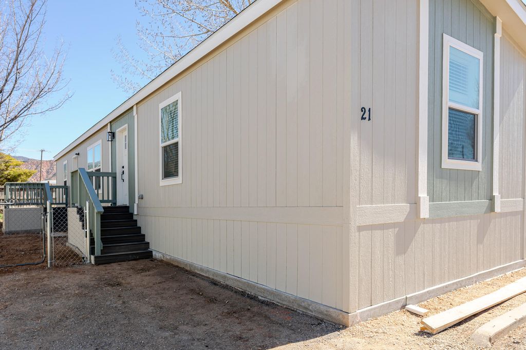 Photo of 465 N 800 W #21, Cedar City, UT 84721 (MLS # 115037)