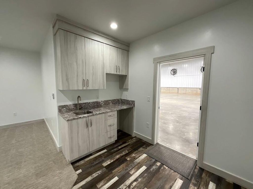 Photo of 6800 Shop Space For Rent, Cedar City, UT 84721 (MLS # 114208)