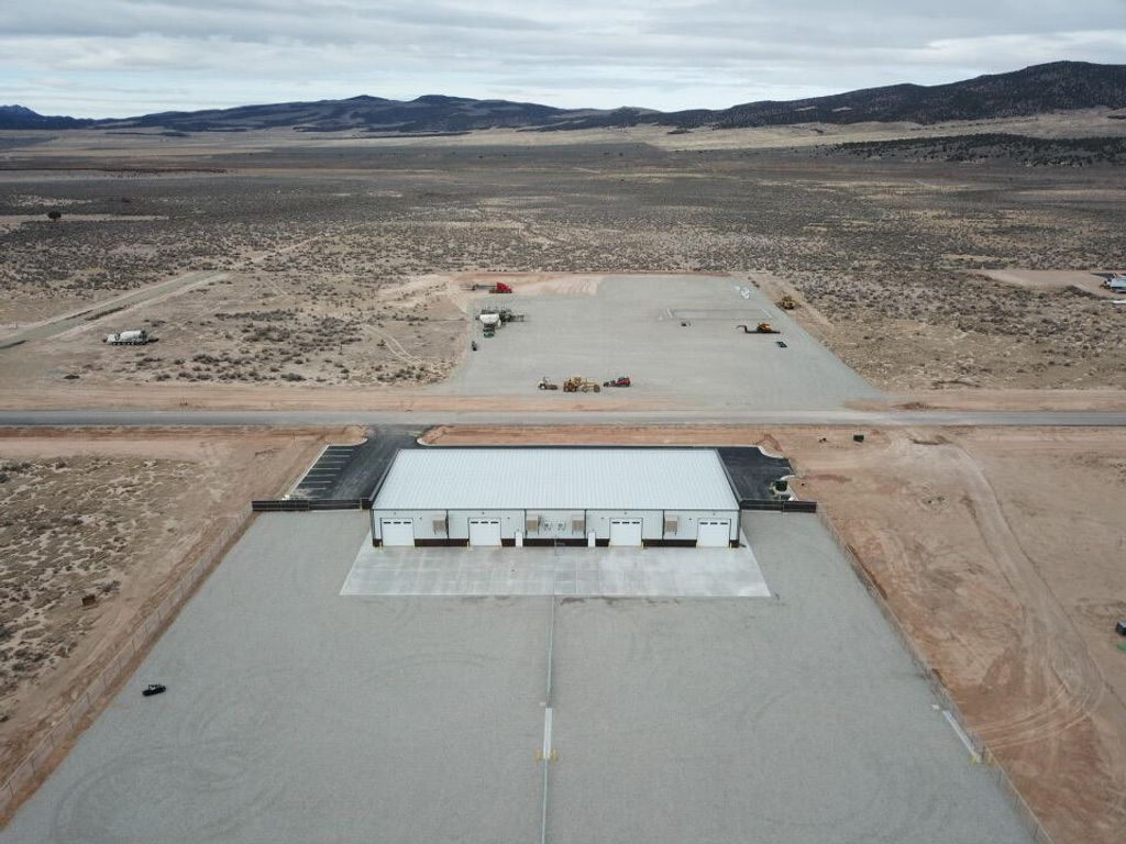 Photo of 6800 Shop Space For Rent, Cedar City, UT 84721 (MLS # 114208)