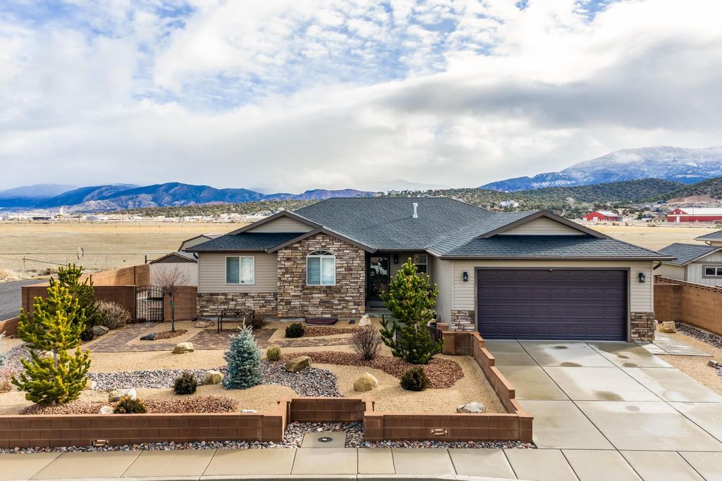 Photo of 115 S 3900 W W, Cedar City, UT 84720 (MLS # 114275)