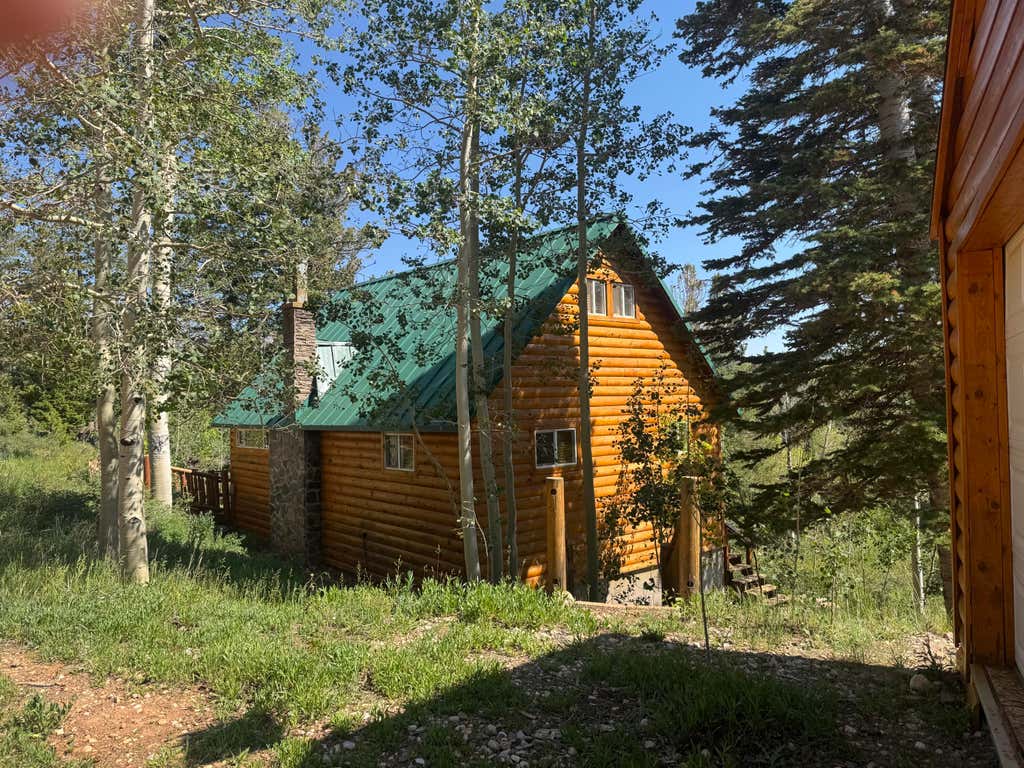 Photo of 978 N Aspen DR #SVE unit A blk B lot, Brian Head, UT 84719 (MLS # 117207)
