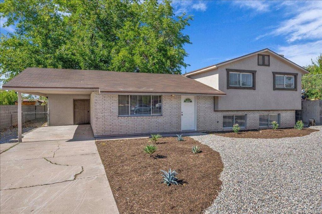 Photo of 134 S 200 E, Washington, UT 84780 (MLS # 113601)