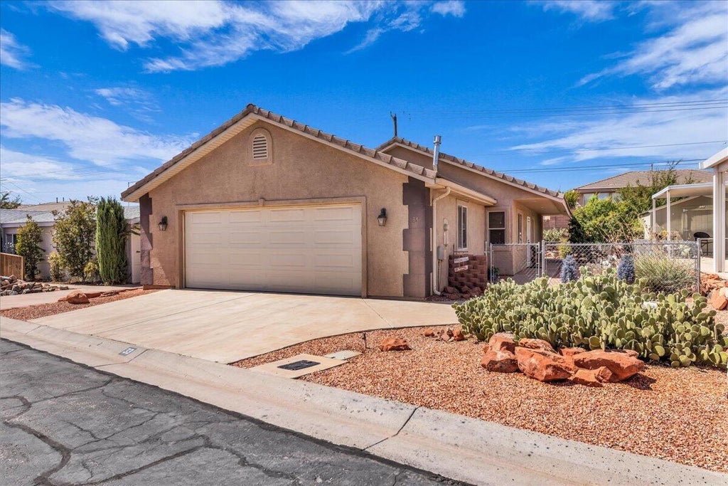Photo of 2721 E Riverside DR #33, Saint George, UT 84790 (MLS # 118072)