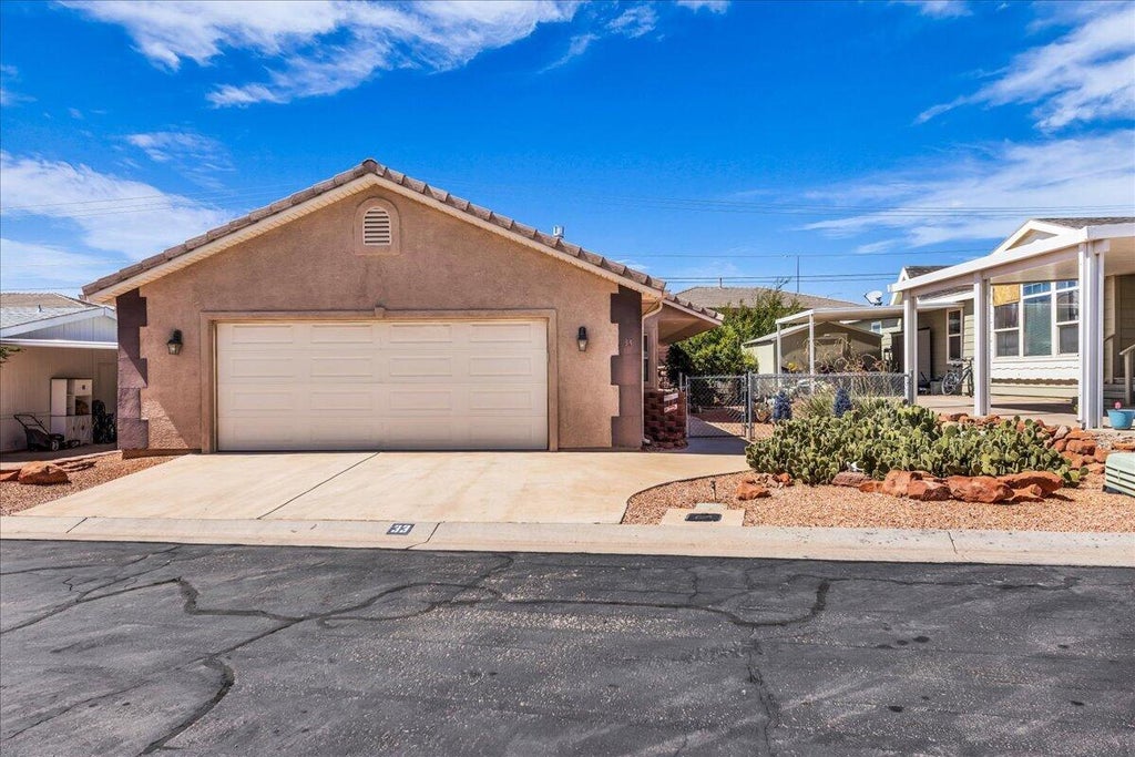 Photo of 2721 E Riverside DR #33, Saint George, UT 84790 (MLS # 118072)