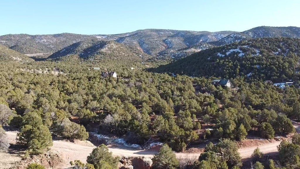 Photo of 2577 W spring canyon RD W #2541 spring, Parowan, UT 84761 (MLS # 118178)