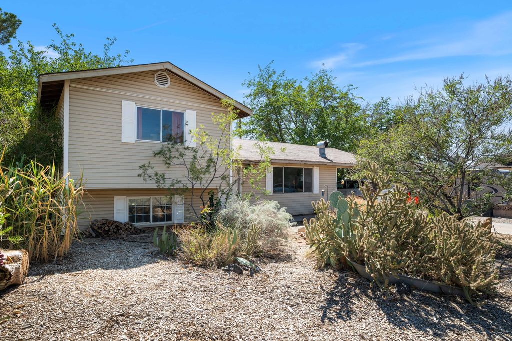Photo of 386 E Urie North DR, Washington, UT 84780 (MLS # 113187)