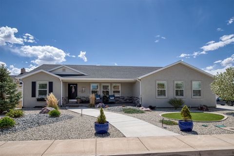 Photo of 3863 W 1375 N, Cedar City, UT 84721 (MLS # 114804)