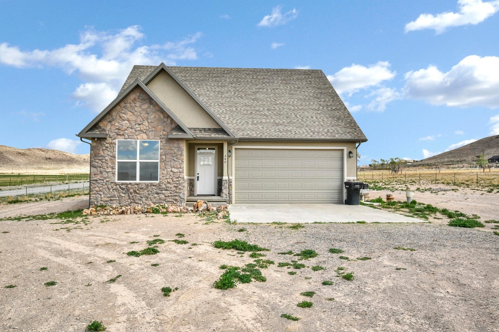 Photo of 380 W Mountain View LN, Lyman, UT 84749 (MLS # 116679)