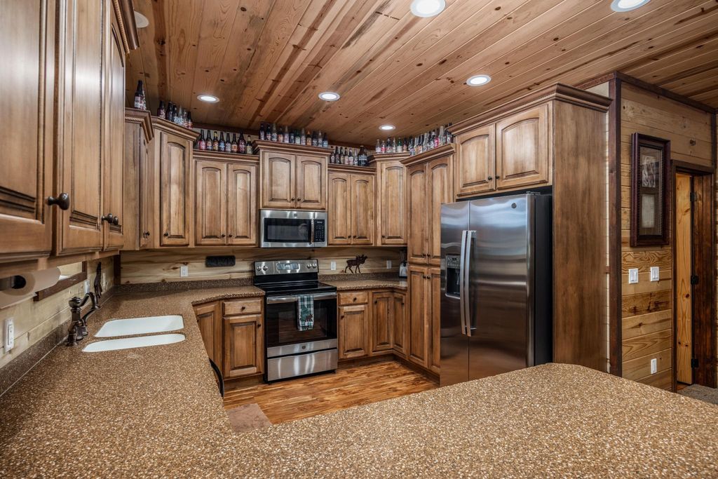 Photo of 1766 Gulf Stream DR, Duck Creek Village, UT 84762 (MLS # 114135)