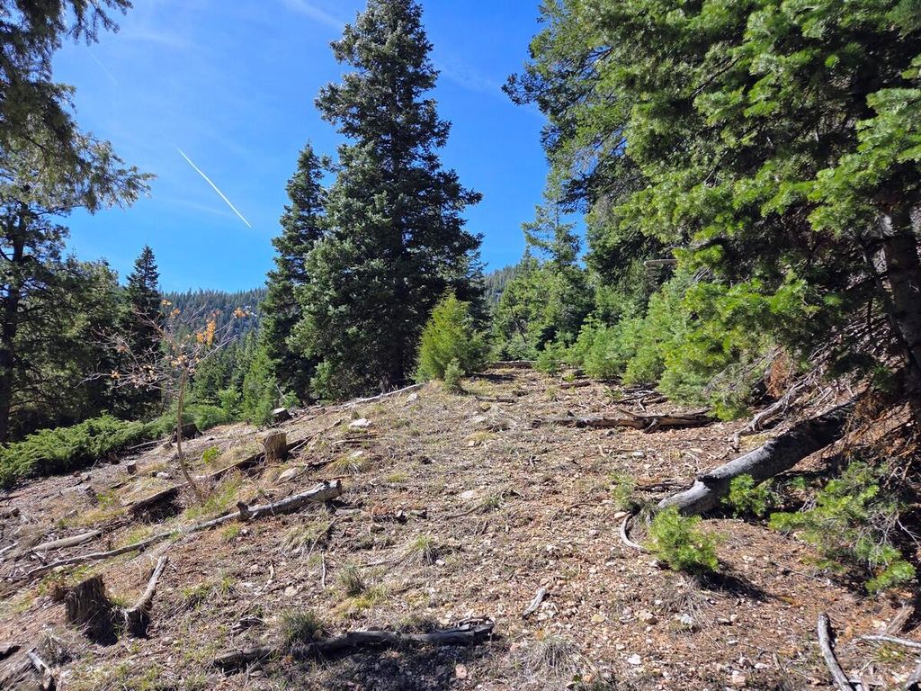 Photo of 42 Bonnie Green DR, Duck Creek Village, UT 84762 (MLS # 115369)