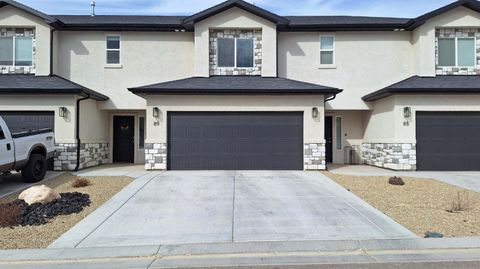 Photo of 668 E Fiddlers Cove Dr #89, Cedar City, UT 84721 (MLS # 114825)