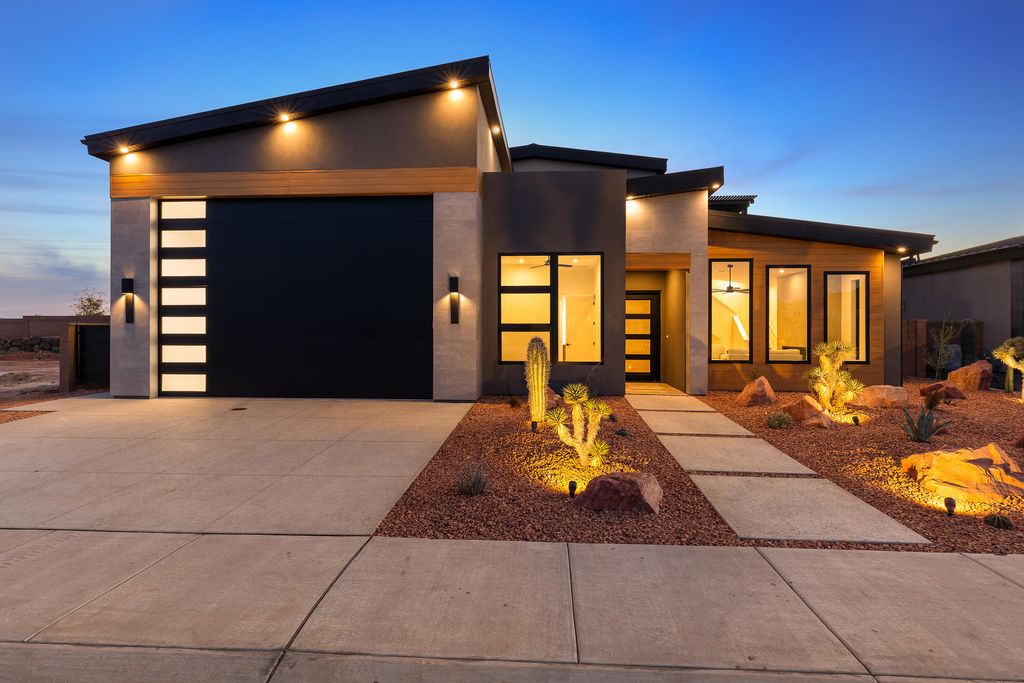 Photo of 116 E 1060 S, Ivins, UT 84738 (MLS # 115433)