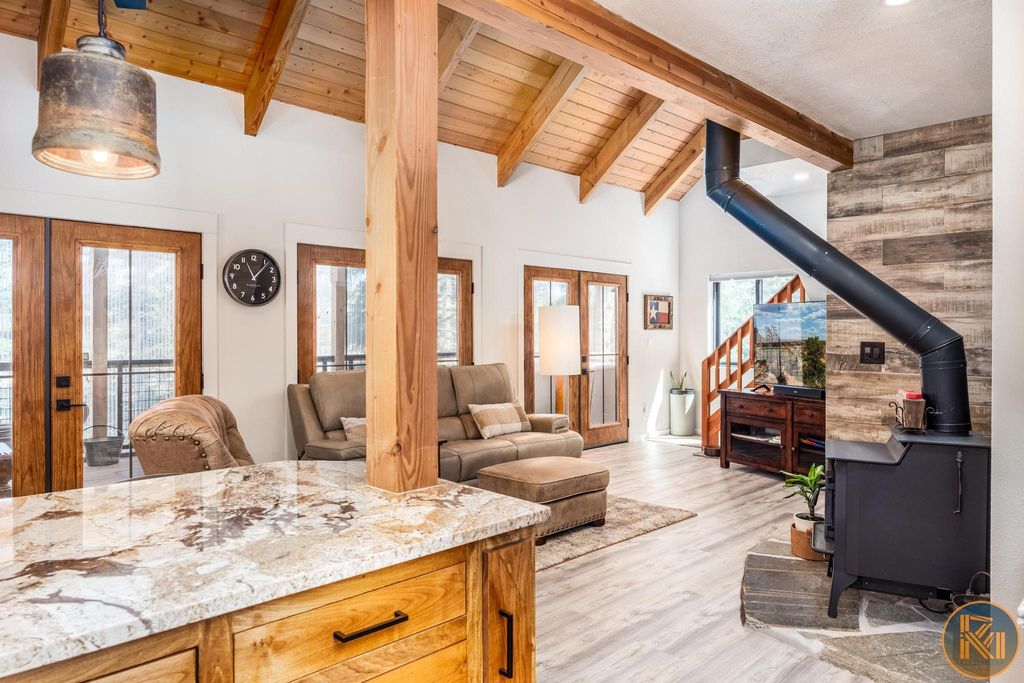 Photo of 20602080 E Strawberry Point RD, Duck Creek Village, UT 84762 (MLS # 115579)