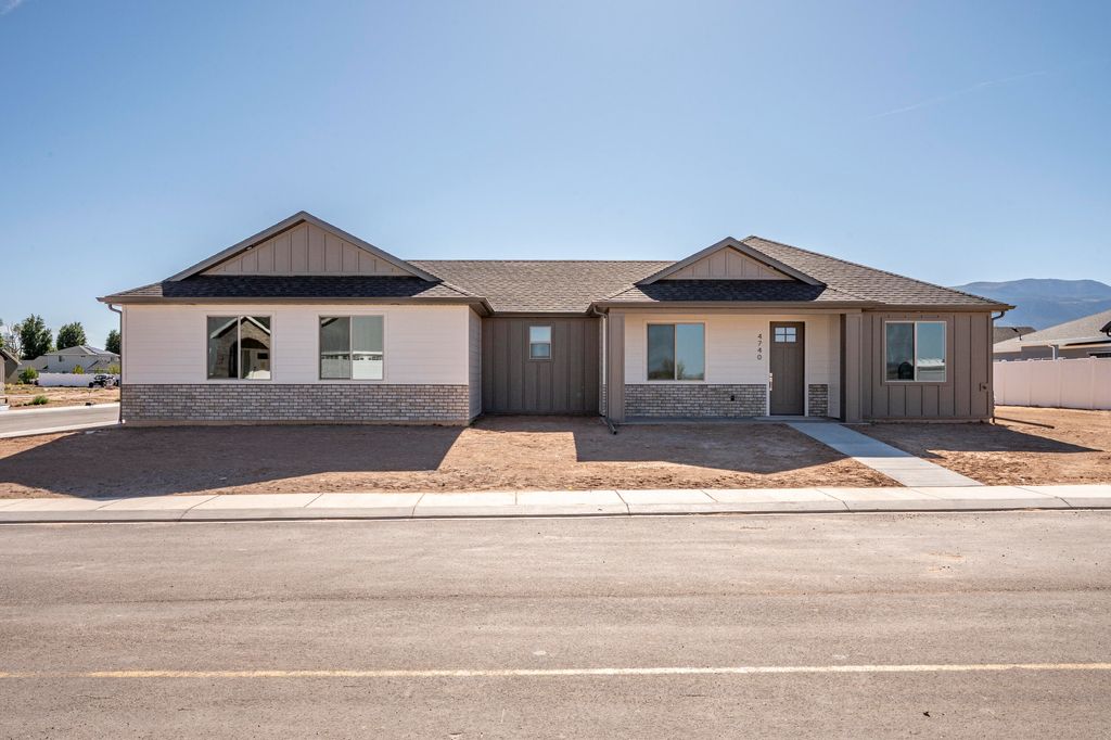 Photo of 4740 N 2000 W, Cedar City, UT 84721 (MLS # 116231)