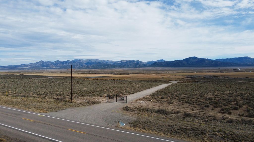 Photo of 390 E Equestrian Dr Dr, Panguitch, UT 84759 (MLS # 115964)