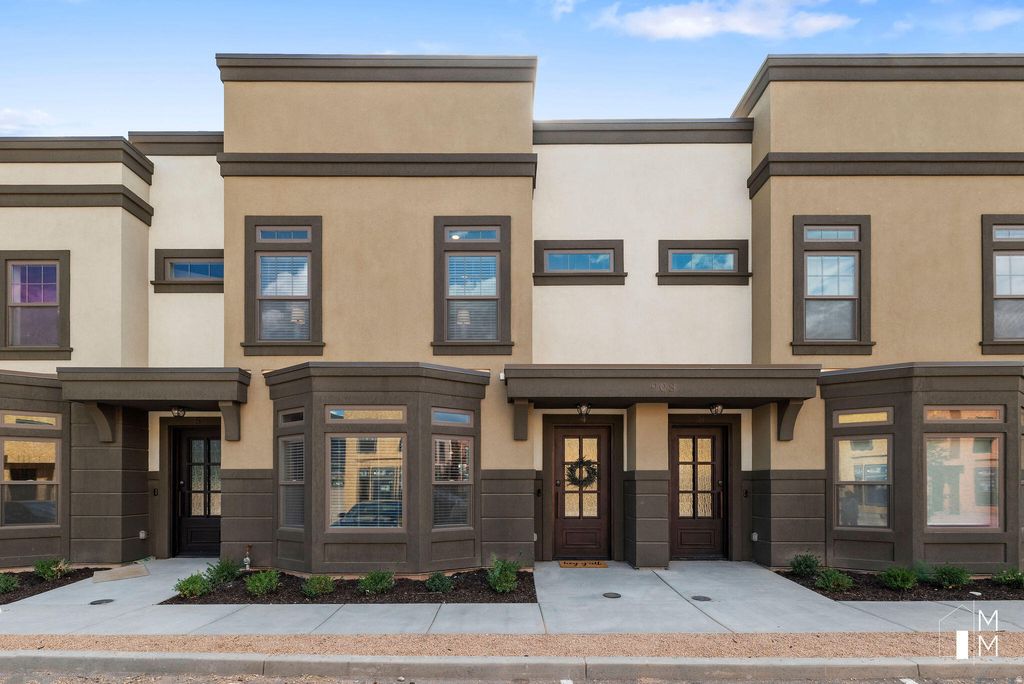 Photo of 908 S Lincoln Ave #4, Cedar City, UT 84720 (MLS # 115337)