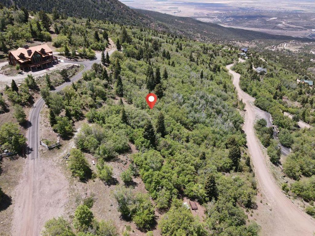 Photo of 2426 S High Maple Circle Cir, Cedar City, UT 84720 (MLS # 114765)