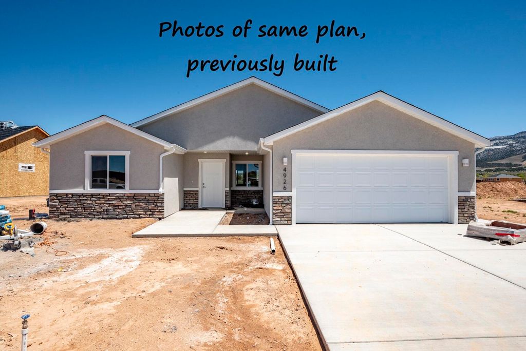 Photo of 3887 N Hawks Landing LP W, Enoch, UT 84721 (MLS # 115218)