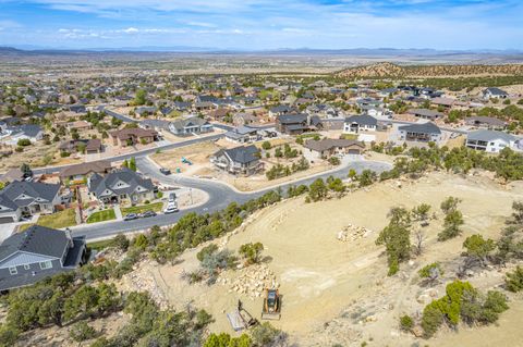 Photo of 1960 N Mahogany CIR, Cedar City, UT 84721 (MLS # 115464)