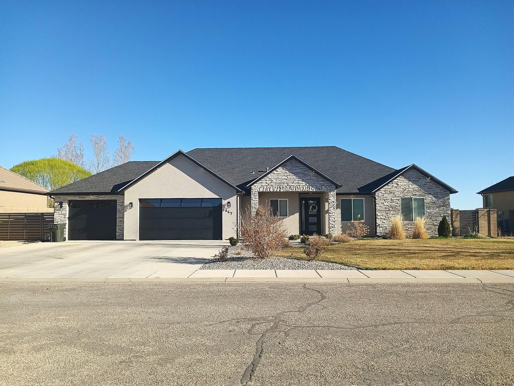 Photo of 647 E 5140 N. #Lot34 Legacy Estates, Enoch, UT 84721 (MLS # 115320)