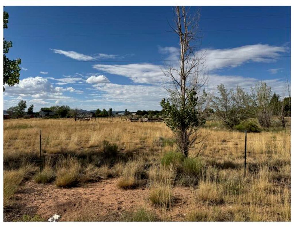 Photo of 4312 W 1525 S, Cedar City, UT 84720 (MLS # 112346)