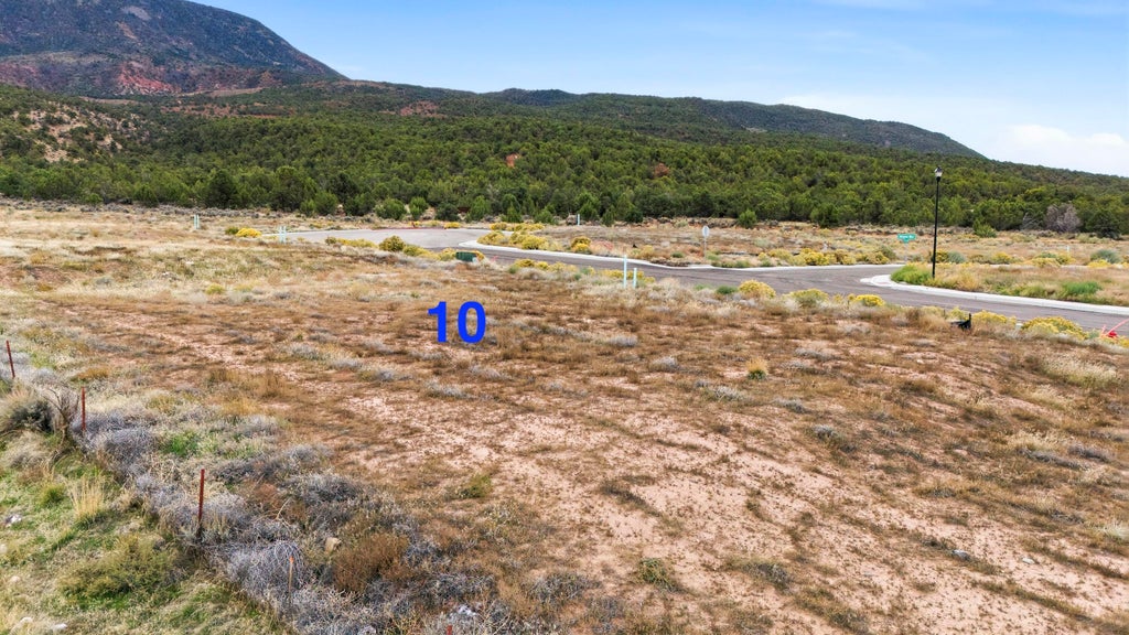 Photo of 15691563 S Melanie Way S #LOT 10, Cedar City, UT 84720 (MLS # 118581)