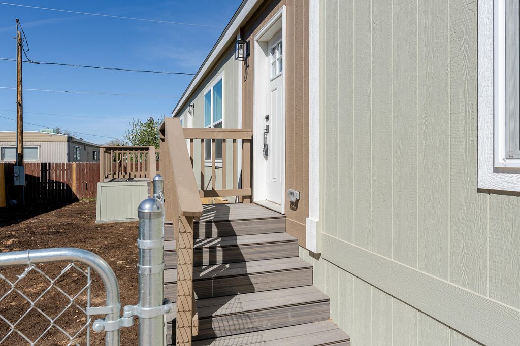 Photo of 465 N 800 W #32, Cedar City, UT 84721 (MLS # 115435)