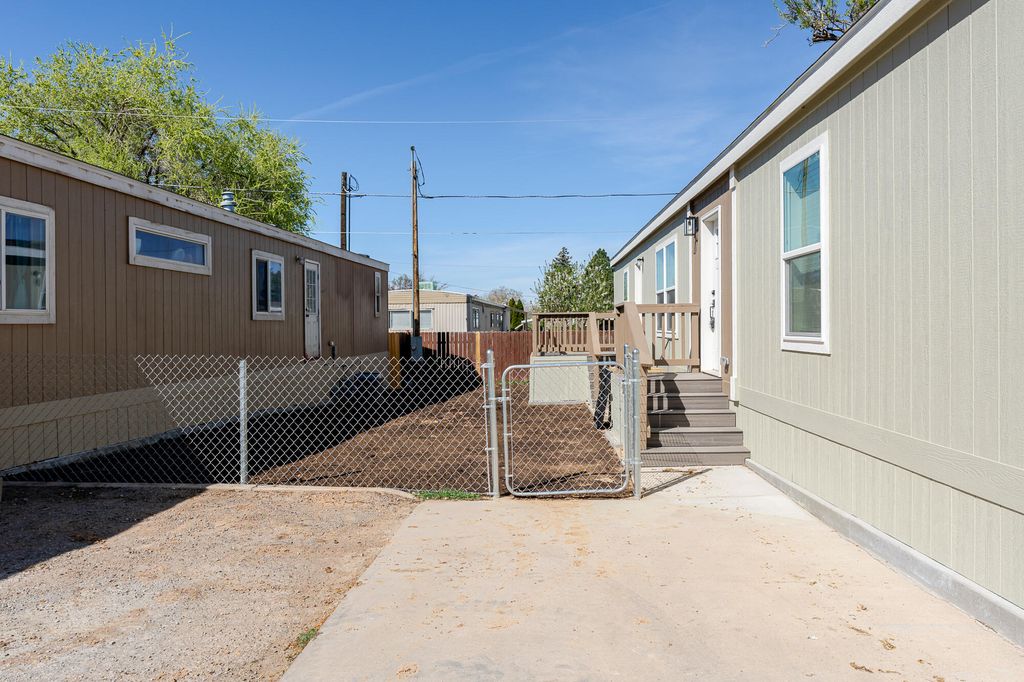 Photo of 465 N 800 W #32, Cedar City, UT 84721 (MLS # 115435)