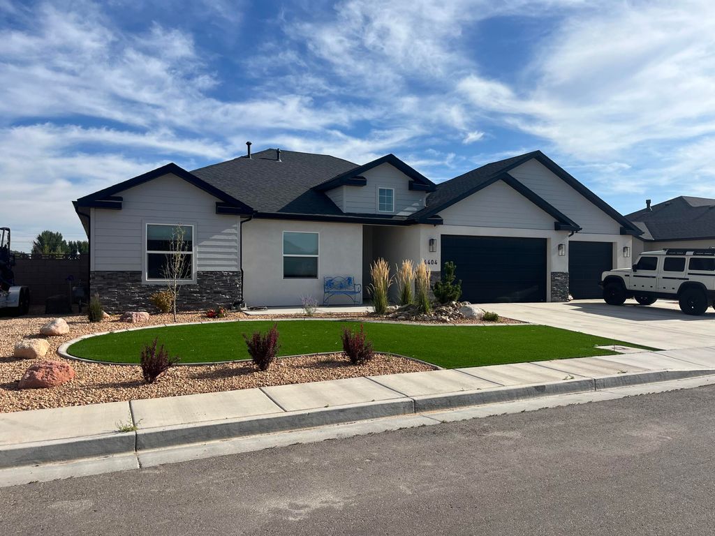Photo of 4404 W 300 ST N, Cedar City, UT 84720 (MLS # 112564)