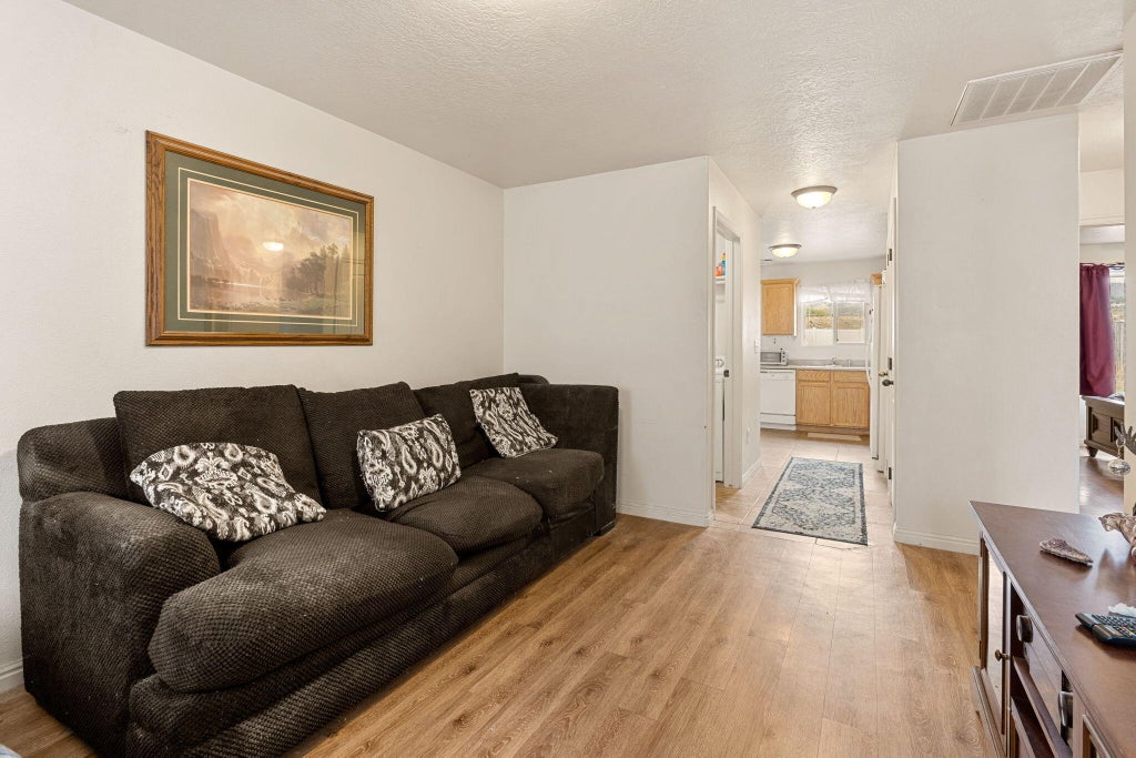 Photo of 1872 N 1600 North Access RD N, Cedar City, UT 84721 (MLS # 118528)