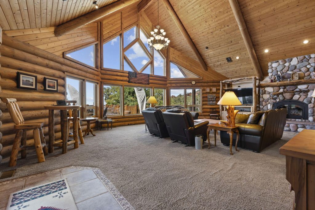 Photo of 1114 E High Mountain View DR, Cedar City, UT 84720 (MLS # 113085)