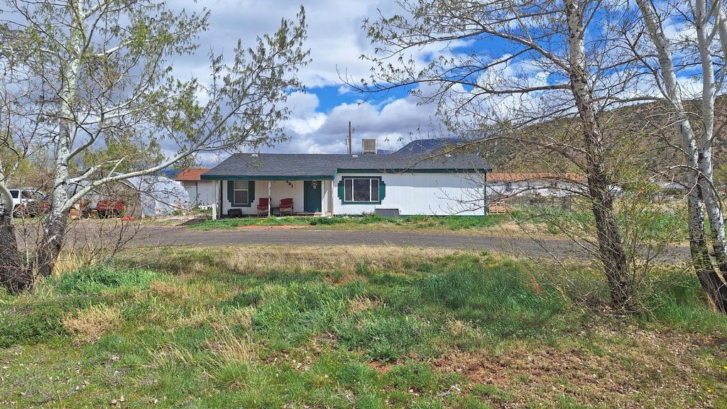 Photo of 3501 S 5300 W, Cedar City, UT 84720 (MLS # 115562)