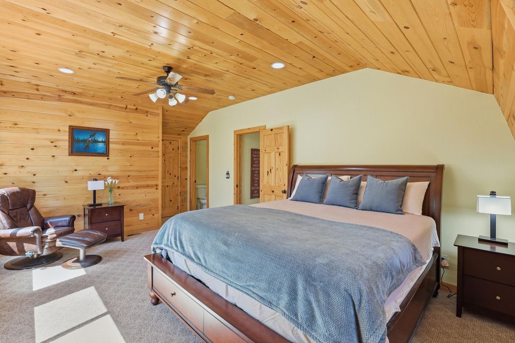 Photo of 690 Whispering Pines DR, Duck Creek Village, UT 84762 (MLS # 115618)