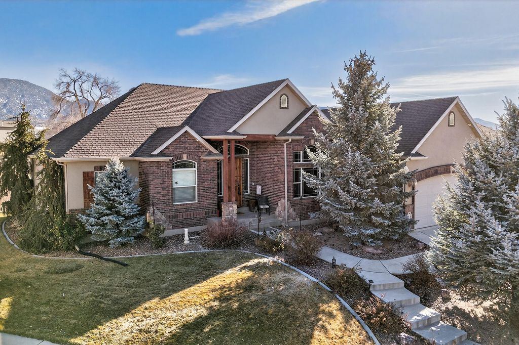 Photo of 63 W 2875 N, Cedar City, UT 84721 (MLS # 114466)