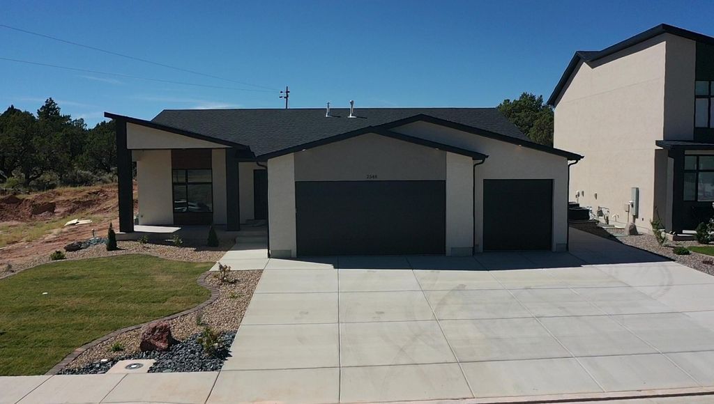Photo of 2548 W Black Sage DR, Cedar City, UT 84720 (MLS # 113961)