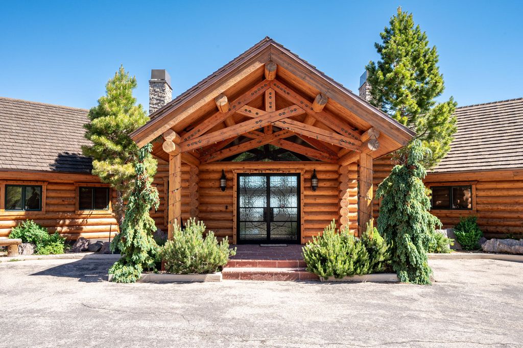 Photo of 280 W Ridge View ST, Brian Head, UT 84719 (MLS # 112212)