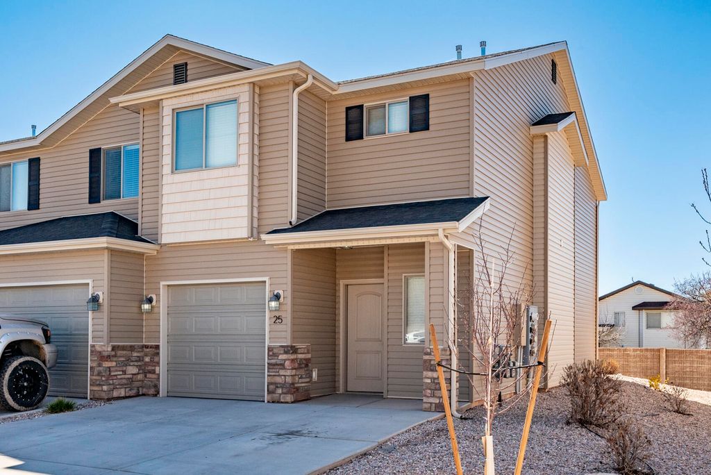 Photo of 1677 N Main ST #25, Cedar City, UT 84721 (MLS # 115307)