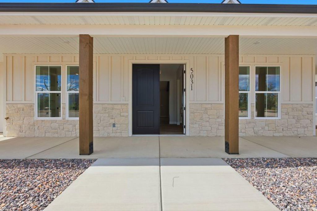 Photo of 5031 N Lund Hwy, Cedar City, UT 84721 (MLS # 113154)