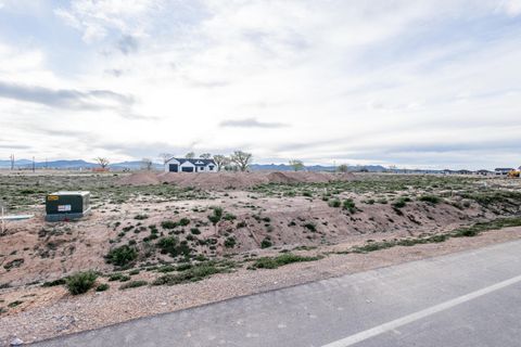 Photo of 2435 N Kings RD, Cedar City, UT 84721 (MLS # 115965)