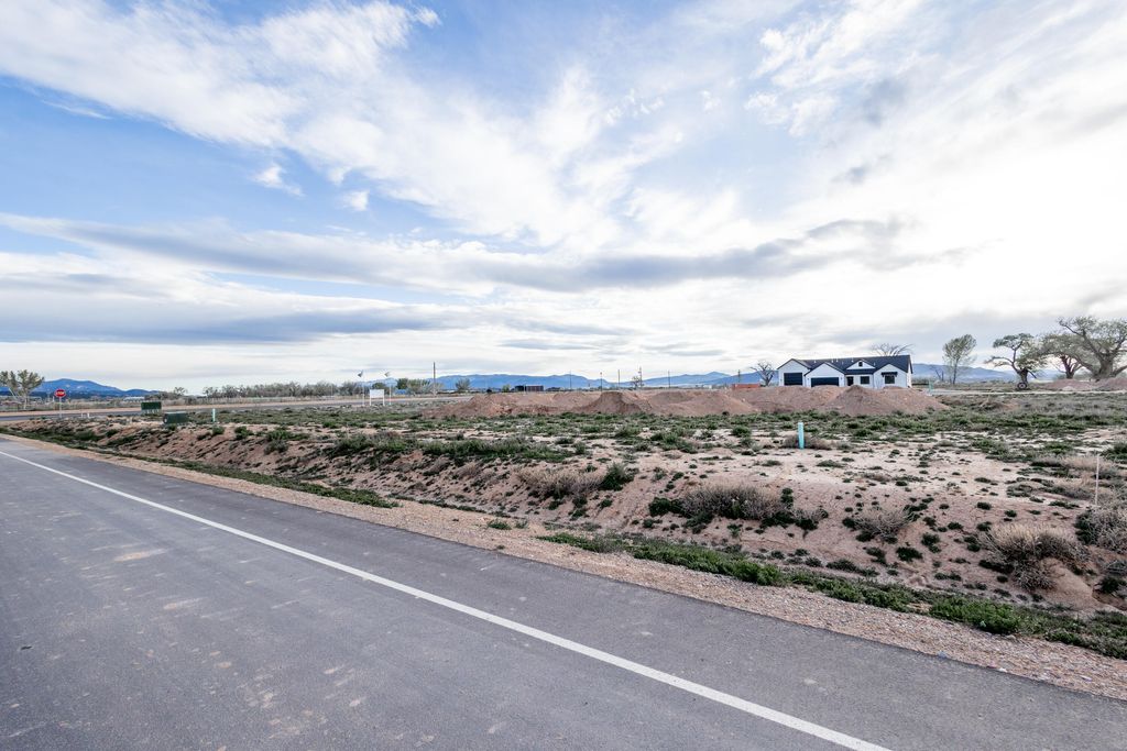 Photo of 2435 N Kings RD, Cedar City, UT 84721 (MLS # 115965)