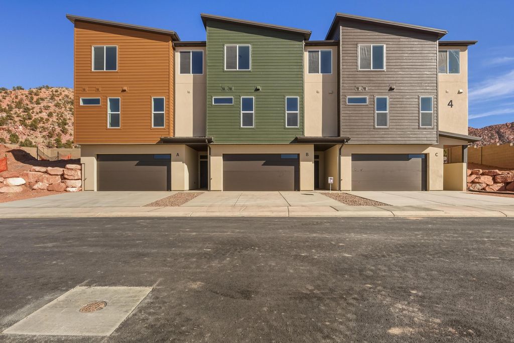 Photo of 397 E 900 N #UNIT 3A, Cedar City, UT 84721 (MLS # 114700)