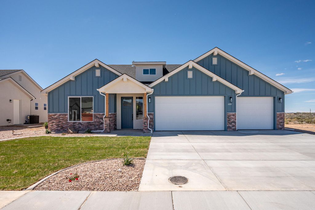 Photo of 4939 N 10 E, Enoch, UT 84721 (MLS # 114125)